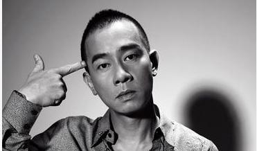 小巷深处的时尚探索