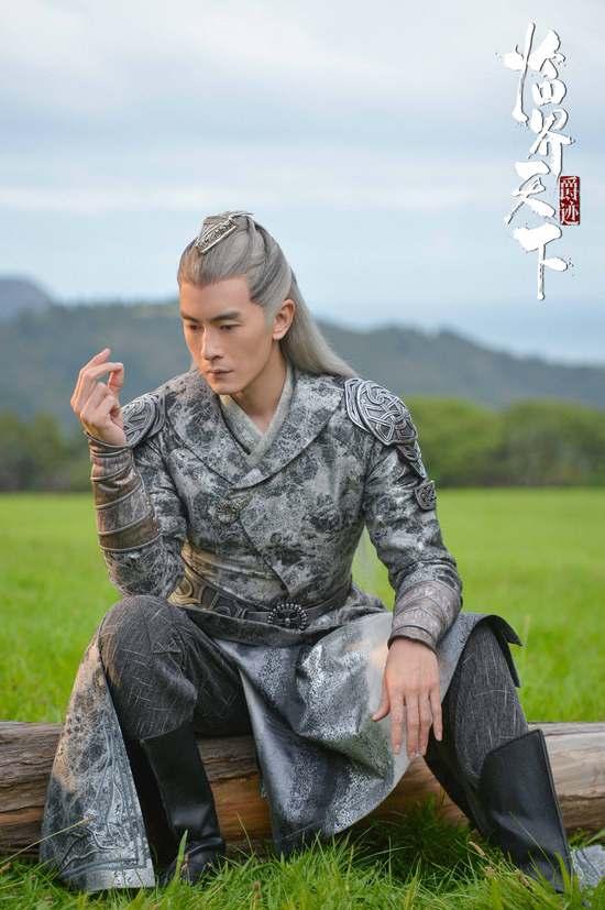 校园暴力阴影下的无声泪水，尊严与暴力的对决
